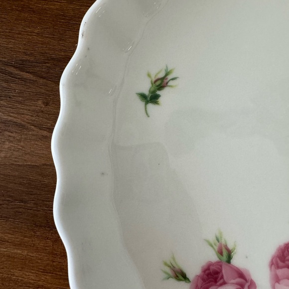 Vintage Christineholm Porcelain Rose Ruffled Edges Baking Dish 1970’s, 9.5”x1.5” - Picture 6 of 10